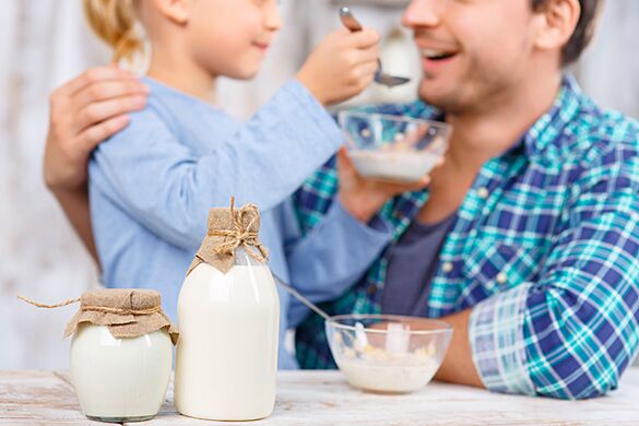 Dieta necesită pregătirea organismului prin adăugarea treptată a chefirului în dietă